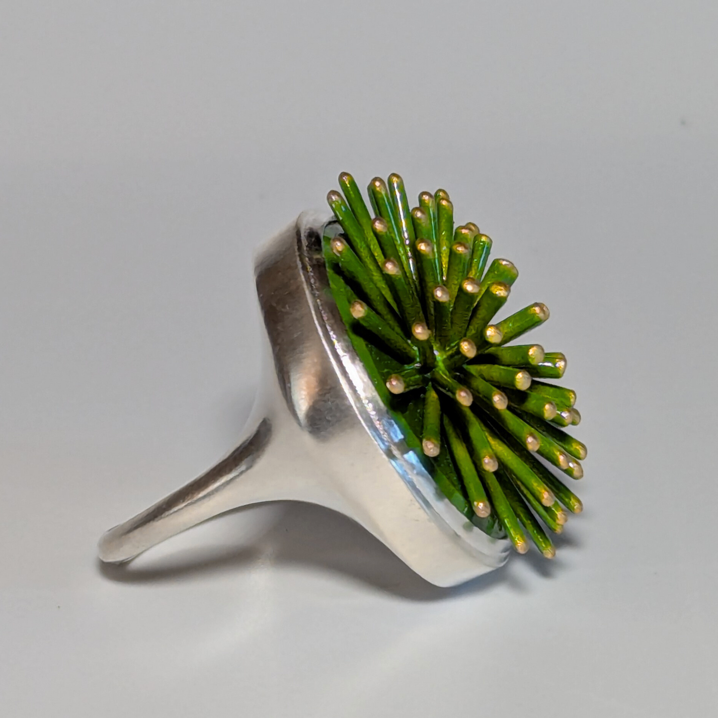 Grass green - Starburst ring