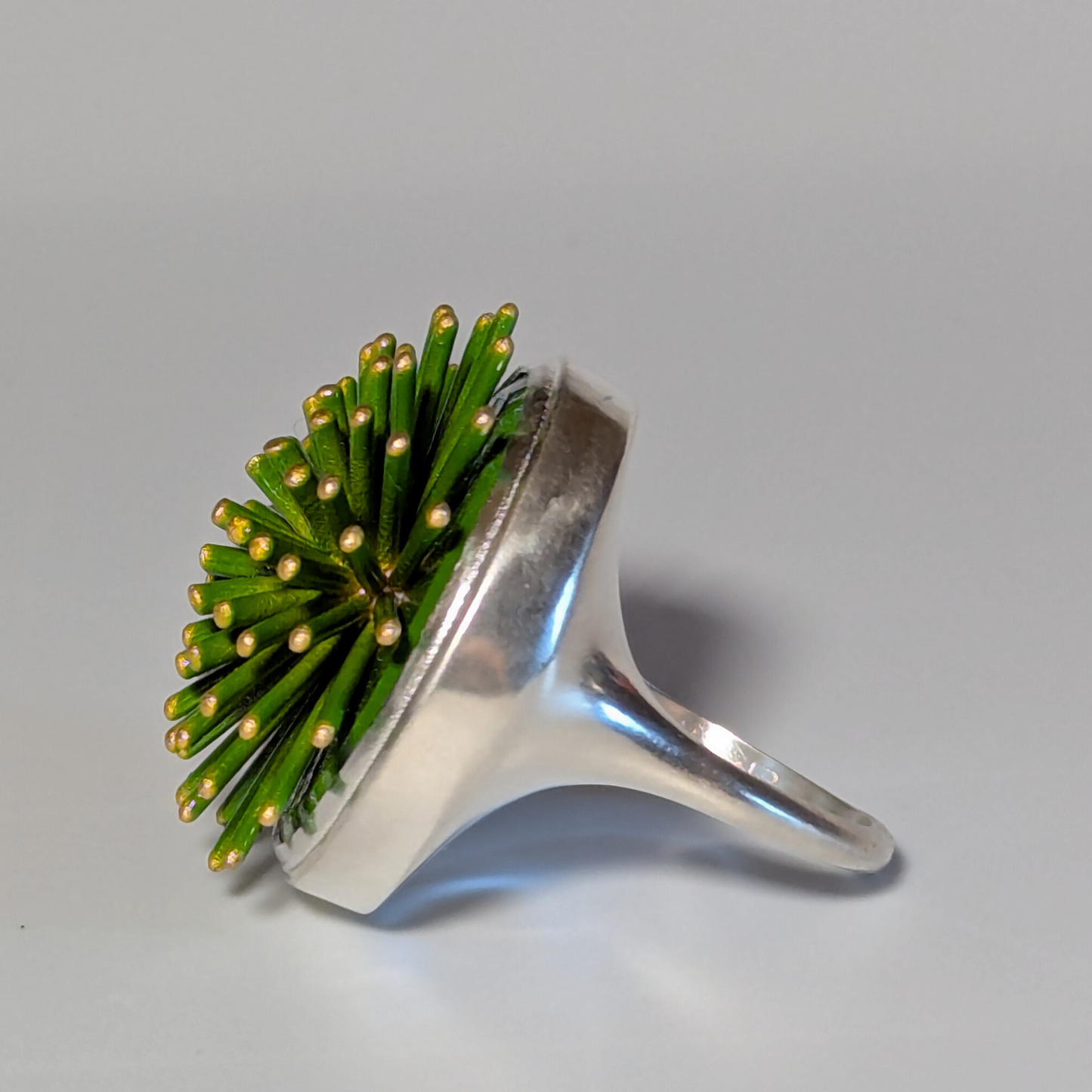 Grass green - Starburst ring
