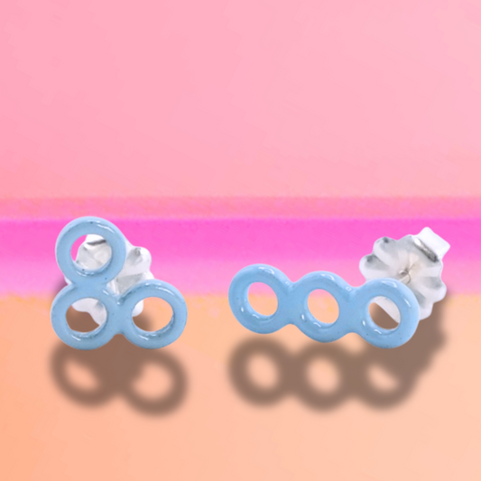 Silly circle studs - Powder Blue