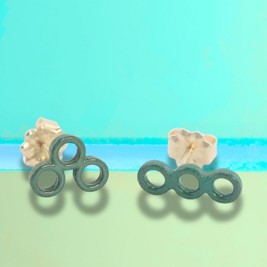Silly circle studs - Quality Green